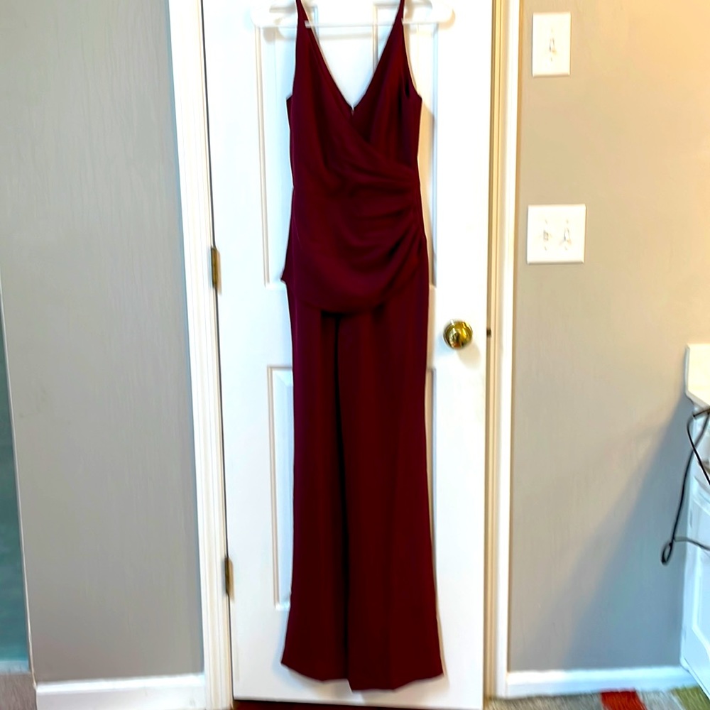 NEW Dress the Population SAM Jumpsuit in burgundy. Size XS